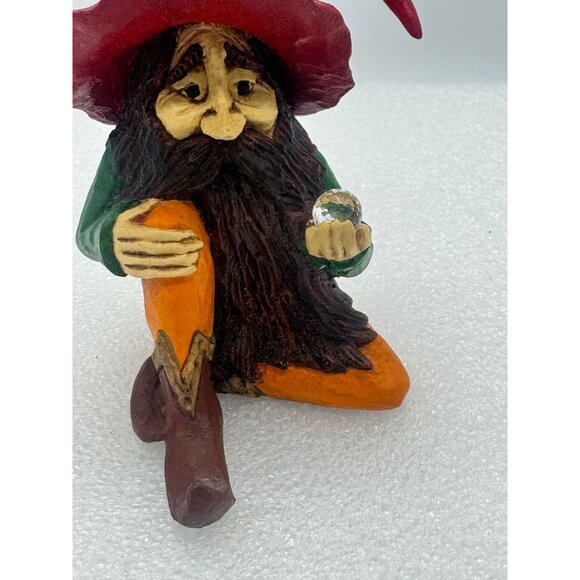 Vintage Steve Tunturi Whittlers Workshop Gnome Holding Crystal Ball Hand Carved - Picture 3 of 10